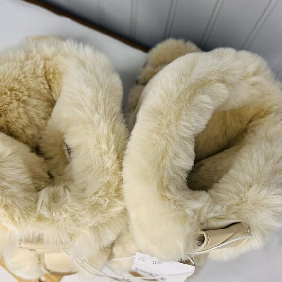 RARE H&M Faux fur Icon Snow Boots Sz 10 Lace Up Soft Biege Boho Soft Fluffy - Picture 6 of 10